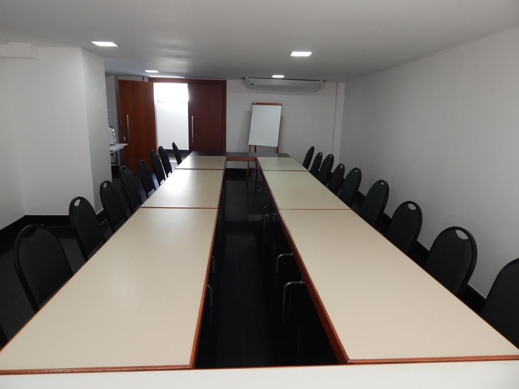בלו הוריזונטה Frimas Pampulha Hotel מראה חיצוני תמונה