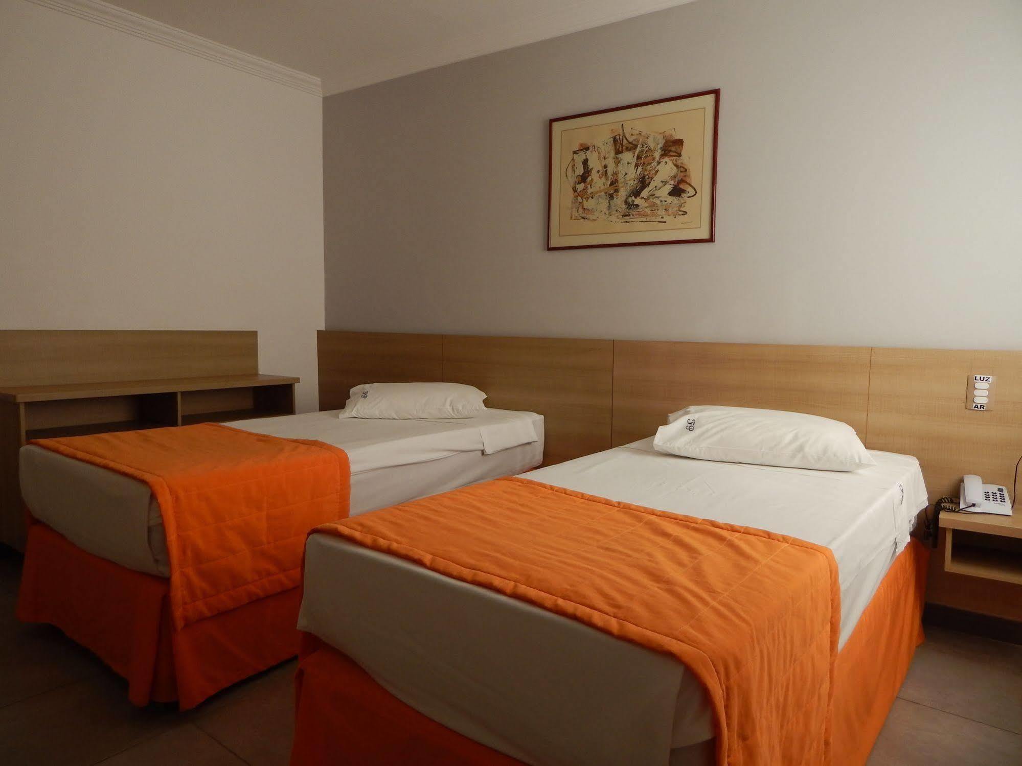 בלו הוריזונטה Frimas Pampulha Hotel מראה חיצוני תמונה